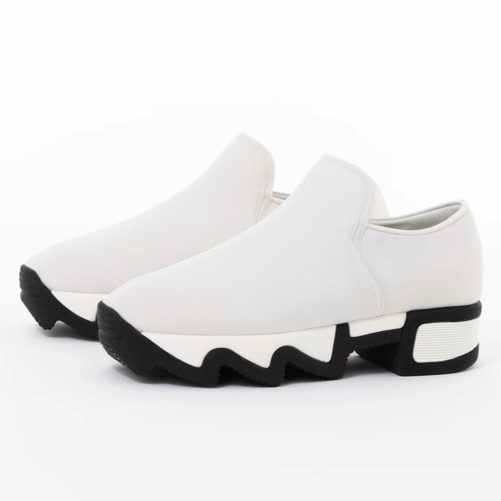 iRi NYC White Neoprene Slip on Athletic SneakersWomen's US 7.5 EU 38 New